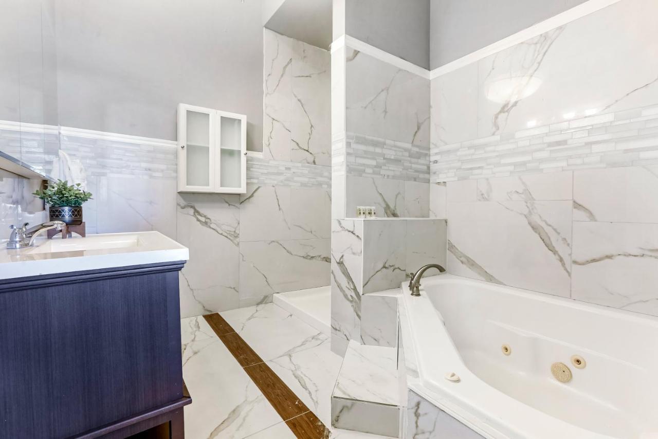 5Br Penthouse Steps To The Streetcar & Fq Nova Orleães Exterior foto